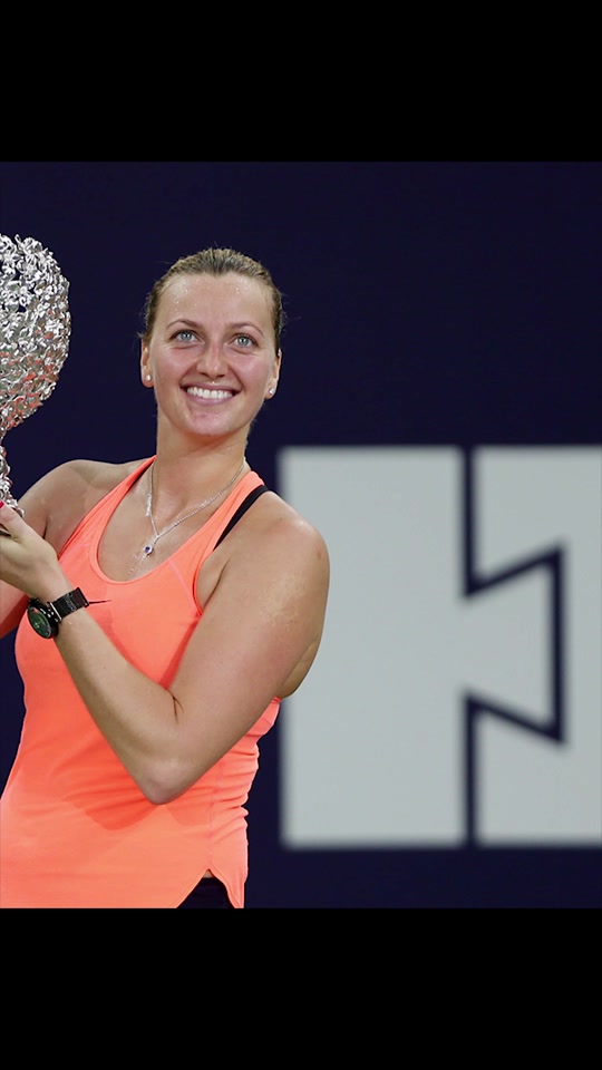 乐鱼体育在线登陆科维托娃重返赛场，领先优势明显首场状态出色，塞尔维亚队观众沸腾！(faker进了几次s赛决赛)