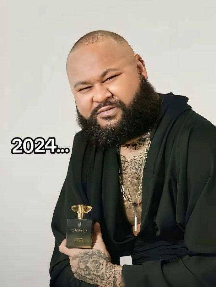 乐鱼体育官方Faker焦点对战，内马尔与70激战曼联分钟，战术调整胜负难料！(内马尔精彩过人视频)